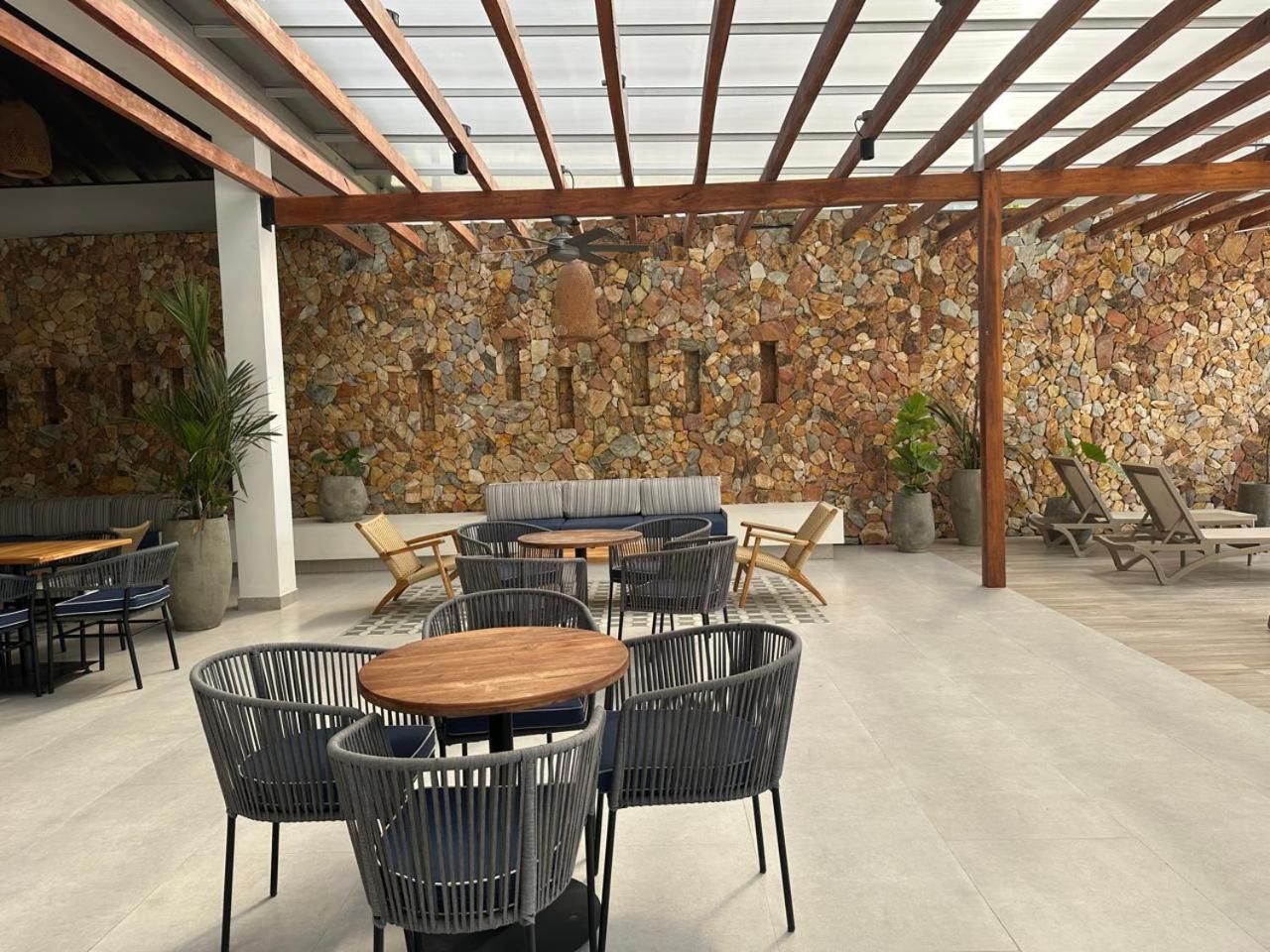 Baia Kristal Penthouse Playa Artificial Más Grande De Colombia Apartamento *